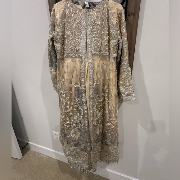 Maryum n Maria Fancy Pakistani Shalwar Kameez - Picture 3 of 6